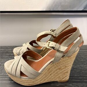 H&M Women's Wedge Sandals - Light Gray and Tan